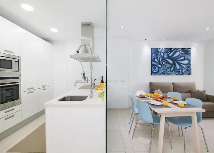 Luxury Avilla Olas דירה *