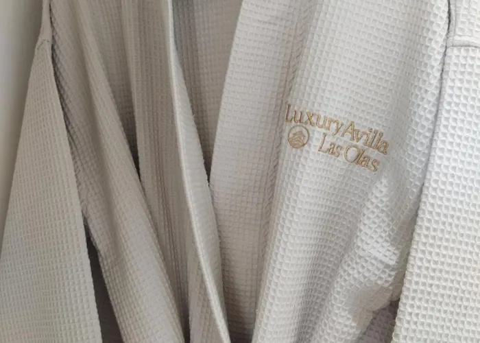 Luxury Avilla Olas דירה