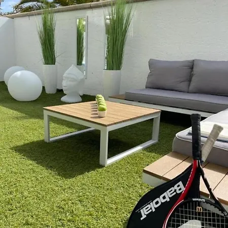 Luxury Avilla Olas - Swimming Pool 85m Long - Garage Apartament