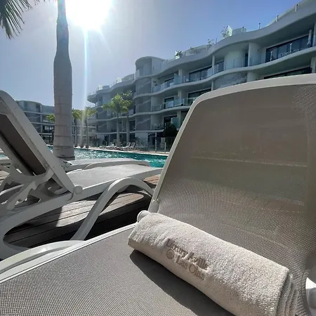 Apartament Luxury Avilla Olas - Swimming Pool 85m Long - Garage